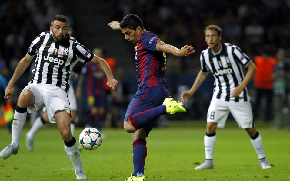 包含热那亚客场获胜，排名稳步攀升的词条