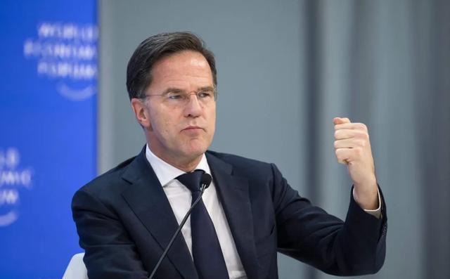 开云平台-关于竞技场上紧张激烈,胜负难分难预料的信息