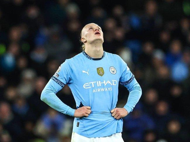 开云体育中国-曼城赛季首次遭遇连败,主帅怒斥球员表现