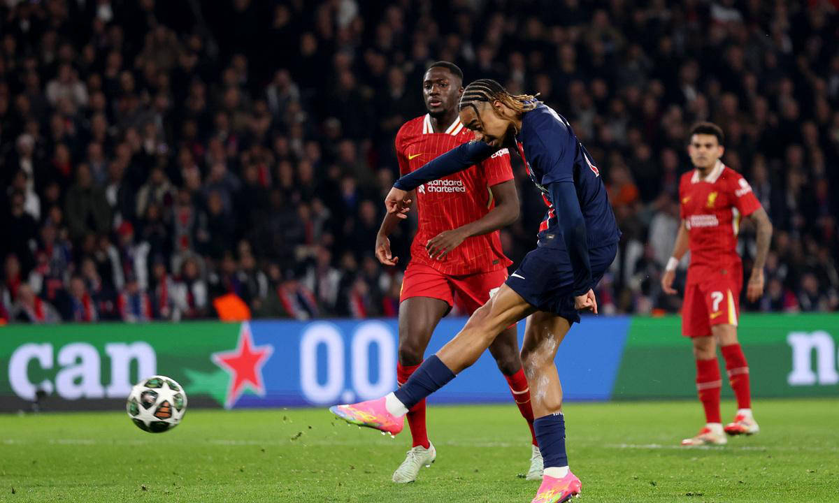 开云体育平台APP-瑞典队横扫冰岛,提前晋级强的简单介绍