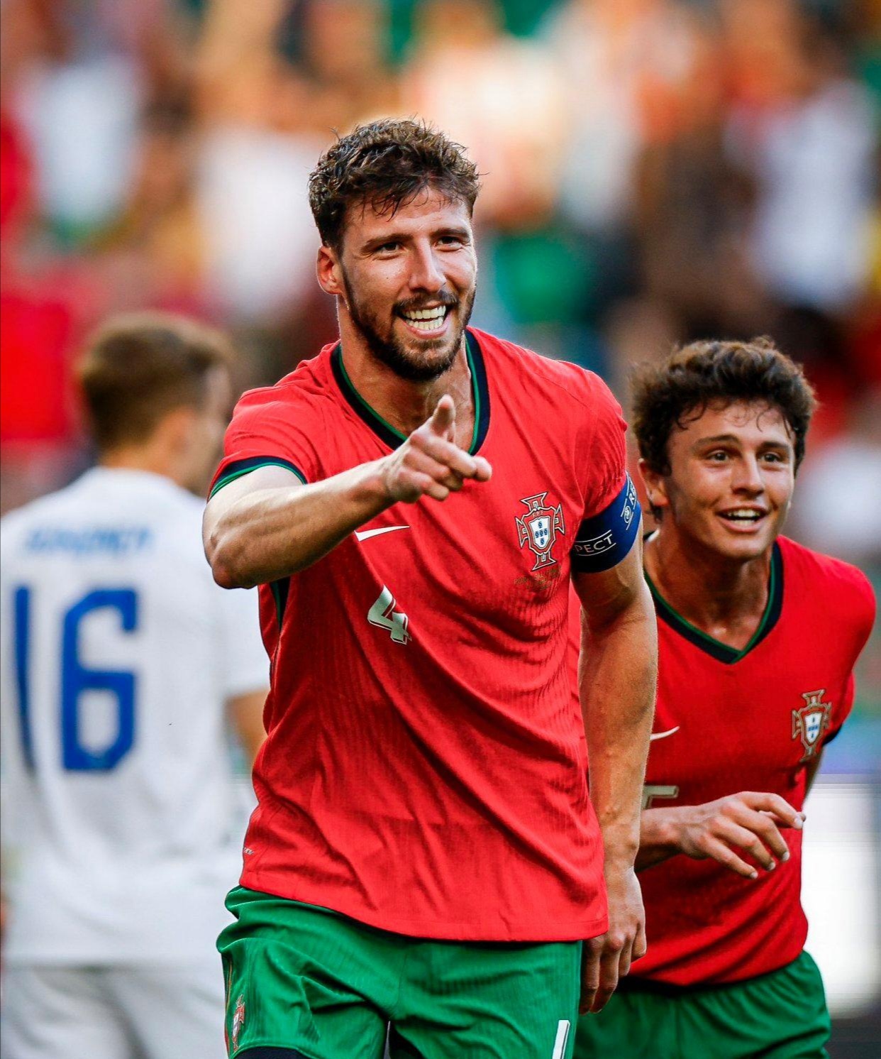 开云-瑞士战胜波兰,晋级年欧洲杯决赛的简单介绍