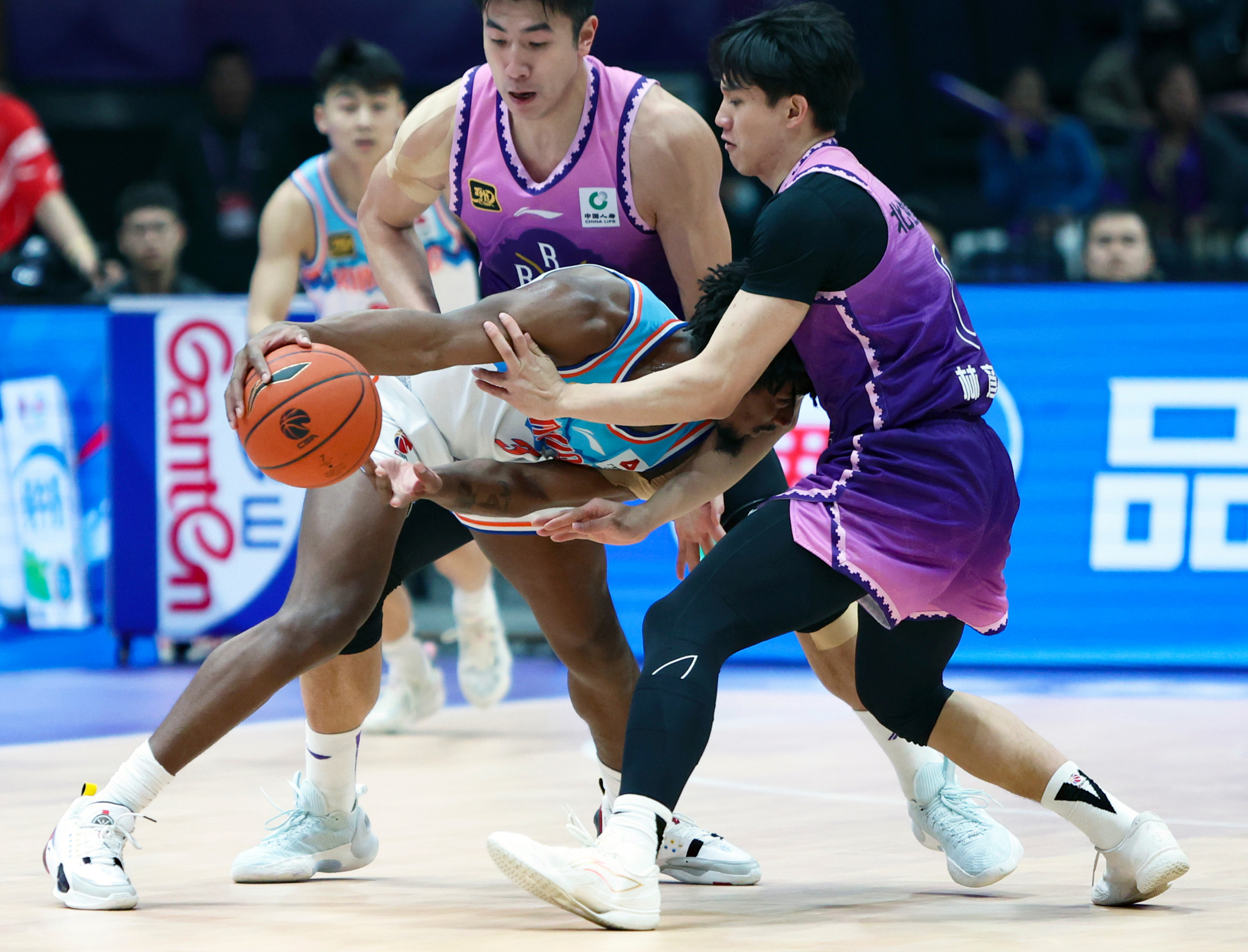 开云-包含新疆队主场扭转颓势,取得三连胜的词条