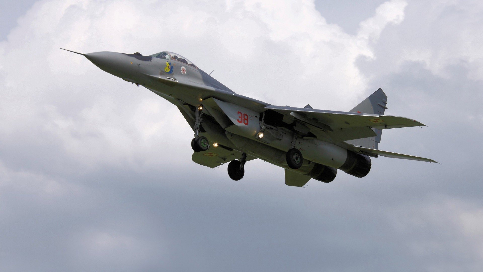 开云平台-利拉德42分导演逆转风暴，爱德华兹39分赛后评分却拉满，篮球不只关乎胜负