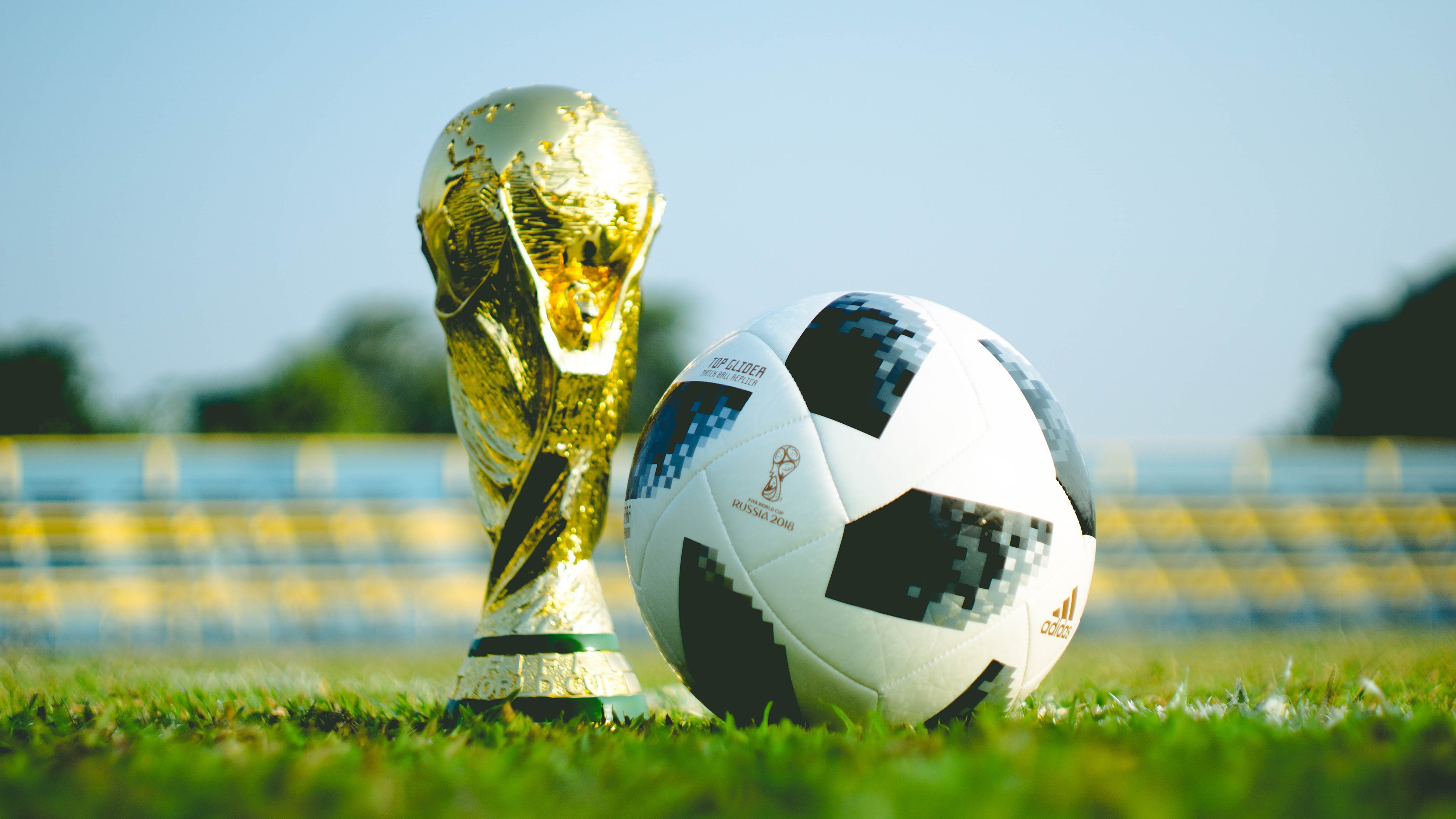 开云sport-荒漠与星辰，2026世界杯F组，C罗以逆转为笔，重写足球史诗的最后一章